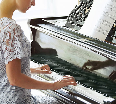 ���ް���