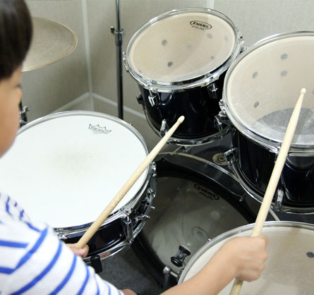 �巳 �߱ް���