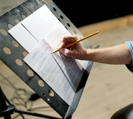 �ǿ�����